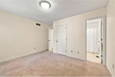 413 Hollinswood Avenue, Winston-Salem, NC 27103 - Photo 11
