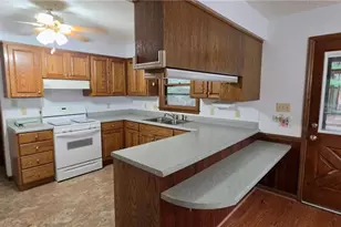 139 Little Creek Ln, Glade Valley, NC 28627 - Photo 3