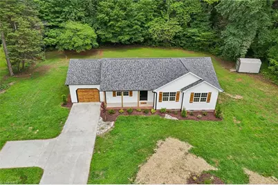 425 Mr Henry Road, Mocksville, NC 27028 - Photo 33