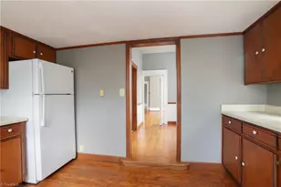 1025 W End Blvd, Winston-Salem, NC 27101 - Photo 19