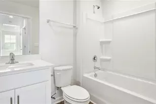 627 Beechwood Cir, Thomasville, NC 27360 - Photo 13