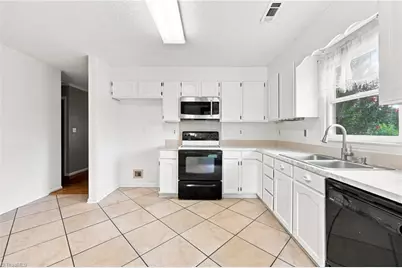1613 Quillmark Road, Winston-Salem, NC 27127 - Photo 9
