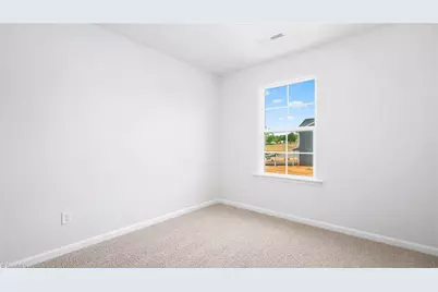 629 Beechwood Circle, Thomasville, NC 27360 - Photo 9