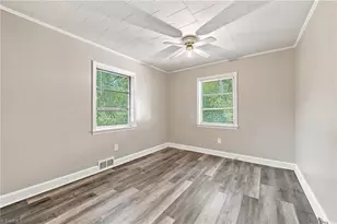 1313 Fairfield Dr, Winston-Salem, NC 27127 - Photo 19