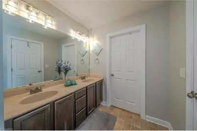 513 Cornelia Drive, Graham, NC 27253 - Photo 15