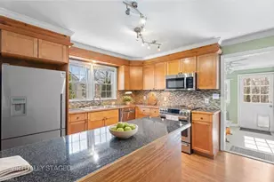 724 S Sunset Dr, Winston-Salem, NC 27103 - Photo 9