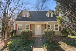 724 S Sunset Dr, Winston-Salem, NC 27103 - Photo 1
