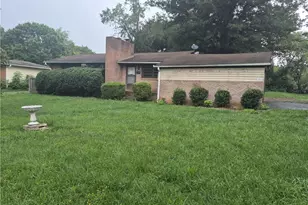 4013 Avera Ave, Winston-Salem, NC 27106 - Photo 3