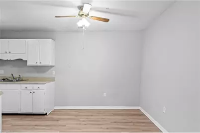 2230 Sunderland Road #42E, Winston-Salem, NC 27103 - Photo 11