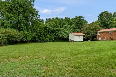 706 Fairwood Trail, Asheboro, NC 27205 - Photo 35