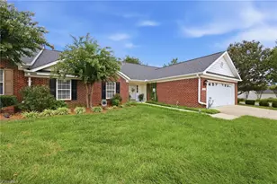 2036 Sweetbay Cir, Burlington, NC 27215 - Photo 33
