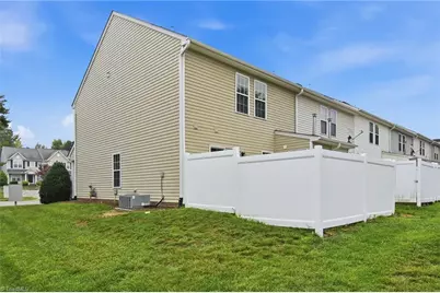 4020 Tarrant Trace Circle, High Point, NC 27265 - Photo 31