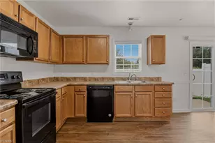 4020 Tarrant Trace Cir, High Point, NC 27265 - Photo 11