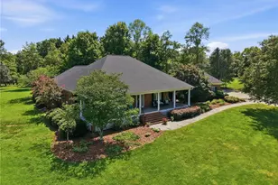 3922 Old Berkshire Dr, Browns Summit, NC 27214 - Photo 1