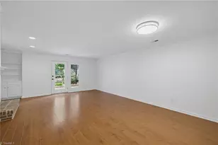 5427 Winters Way, Greensboro, NC 27410 - Photo 9