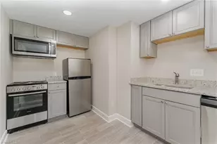 108 Adams St, Greensboro, NC 27401 - Photo 9
