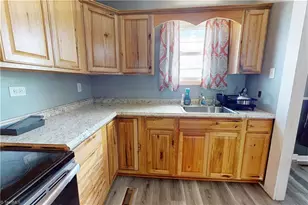 317 W Atkins St, Dobson, NC 27017 - Photo 3