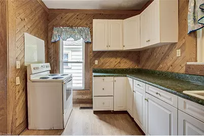426 W Main Street, Franklinville, NC 27248 - Photo 19