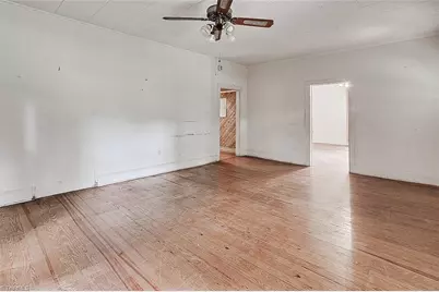 426 W Main Street, Franklinville, NC 27248 - Photo 5