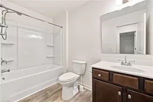 1843 Gatehouse Vw Dr, Winston-Salem, NC 27127 - Photo 27