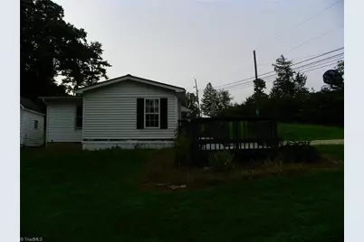 189 High Bluff Drive, Lexington, NC 27295 - Photo 3