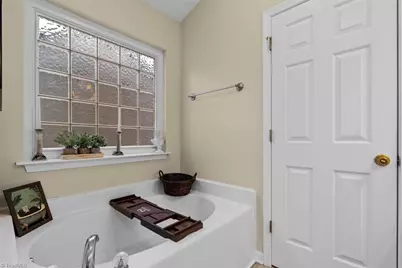 705 Eagle Point Drive, Kernersville, NC 27284 - Photo 25