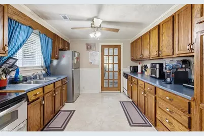 3914 Macarthur Road, Winston-Salem, NC 27107 - Photo 5