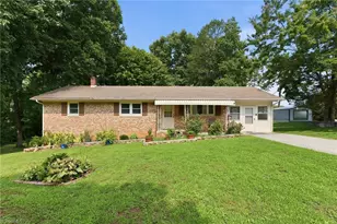5703 Summit Ave, Browns Summit, NC 27214 - Photo 29