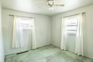 605 E Morehead St, Reidsville, NC 27320 - Photo 13
