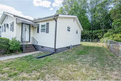 605 E Morehead Street, Reidsville, NC 27320 - Photo 3