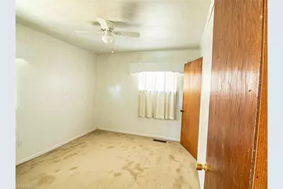 605 E Morehead Street, Reidsville, NC 27320 - Photo 15