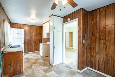 605 E Morehead Street, Reidsville, NC 27320 - Photo 7