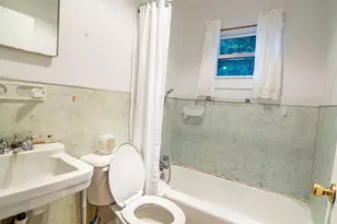 605 E Morehead St, Reidsville, NC 27320 - Photo 17