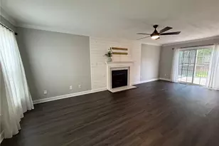 2740 Bridgeport Dr, Winston-Salem, NC 27103 - Photo 3