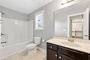 5409 Torwood Dr, Greensboro, NC 27409 - Photo 35