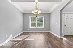 5409 Torwood Dr, Greensboro, NC 27409 - Photo 3