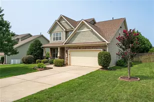 703 Fairway Dr, Mebane, NC 27302 - Photo 1