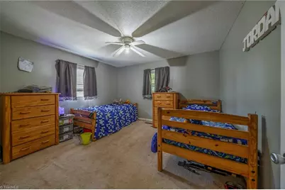 3902 Old Lexington Road, Winston-Salem, NC 27107 - Photo 17