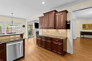 7 Hines Park Ln, Greensboro, NC 27455 - Photo 23
