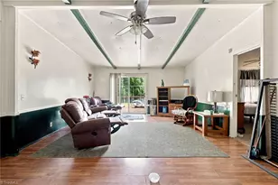 7166 Wright Rd, Thomasville, NC 27360 - Photo 11