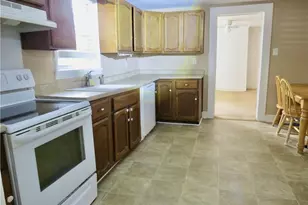 627 Morehead St, Eden, NC 27288 - Photo 21