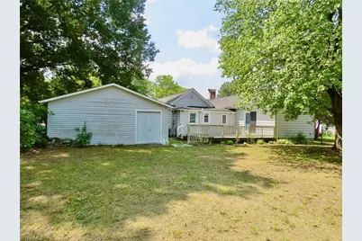 627 Morehead Street, Eden, NC 27288 - Photo 33