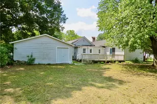 627 Morehead St, Eden, NC 27288 - Photo 31