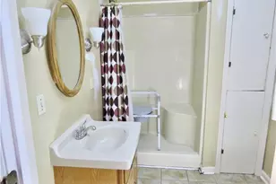 627 Morehead St, Eden, NC 27288 - Photo 11