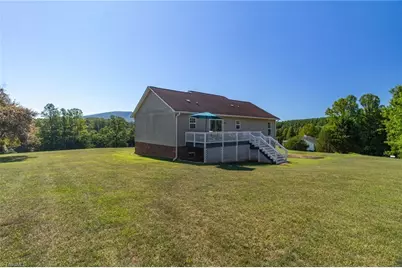 1055 Josephs Lane, Pinnacle, NC 27043 - Photo 29