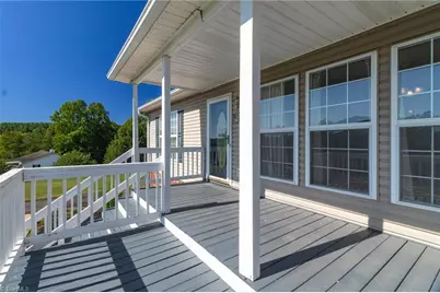 1055 Josephs Lane, Pinnacle, NC 27043 - Photo 5