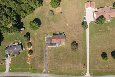 1055 Josephs Lane, Pinnacle, NC 27043 - Photo 33