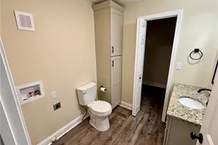 118 Lakeview Cir, Thomasville, NC 27360 - Photo 11