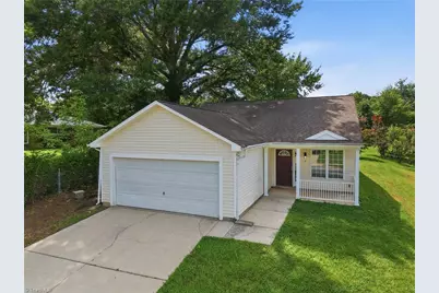 3 Franklinwood Drive, Greensboro, NC 27401 - Photo 3