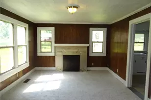 307 Goforth Dr, Thomasville, NC 27360 - Photo 3